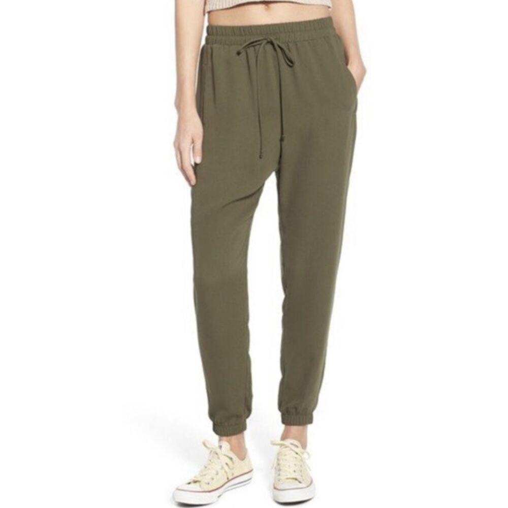 Lush olive green women’s joggers sz. M